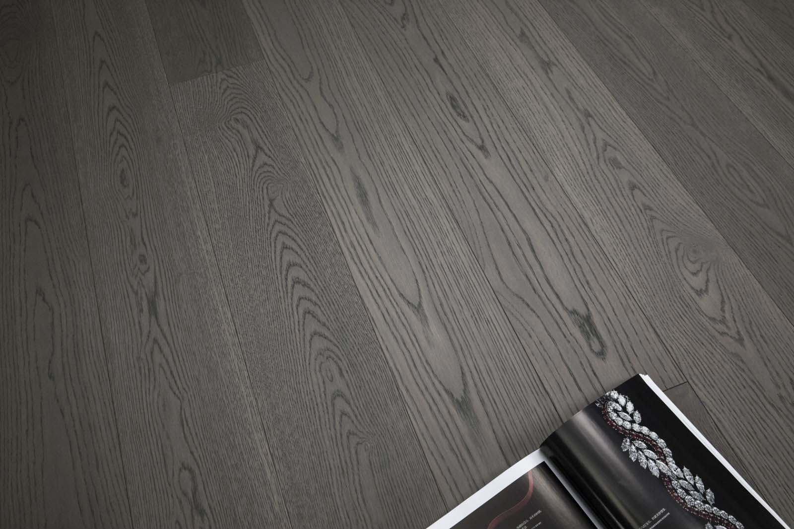 7.5 American White Oak-Mist