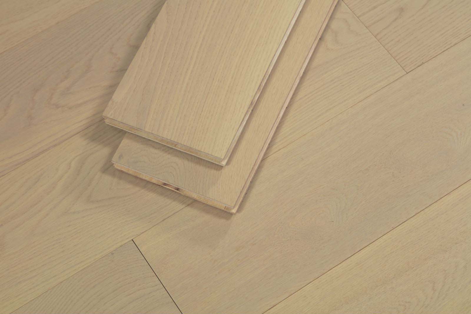 尾鈴 4年 700ml American white oak 尾鈴 4年 700ml American white oak